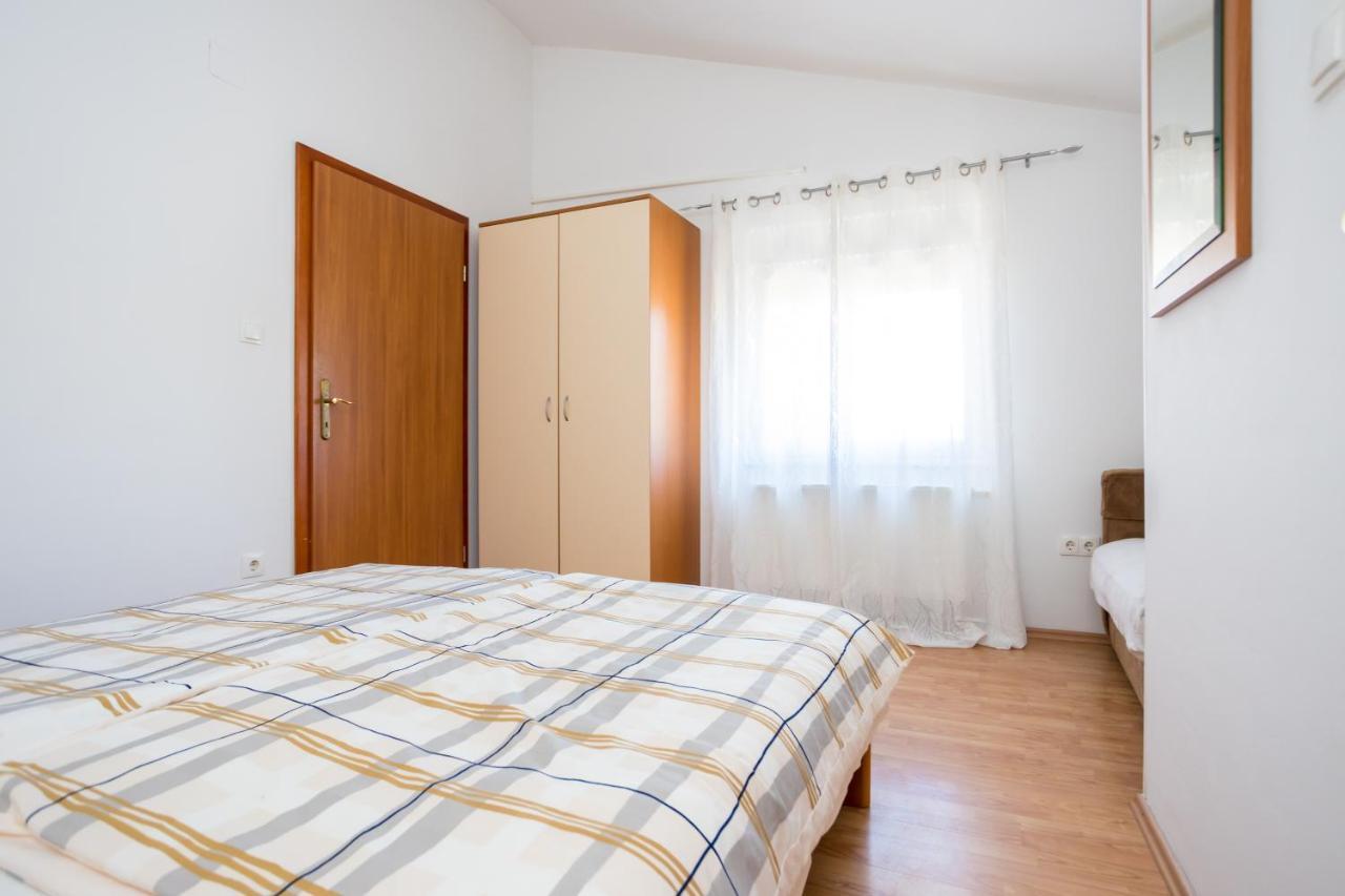 Apartmani Sandra Malinska Sveti Vid-Miholjice Zewnętrze zdjęcie